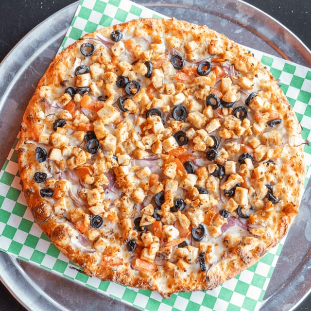 Garlic Chicken Pizza.